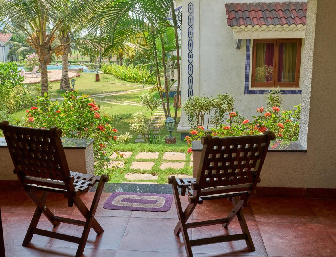 Villa Riviera Sapphire à Siolim Extérieur photo