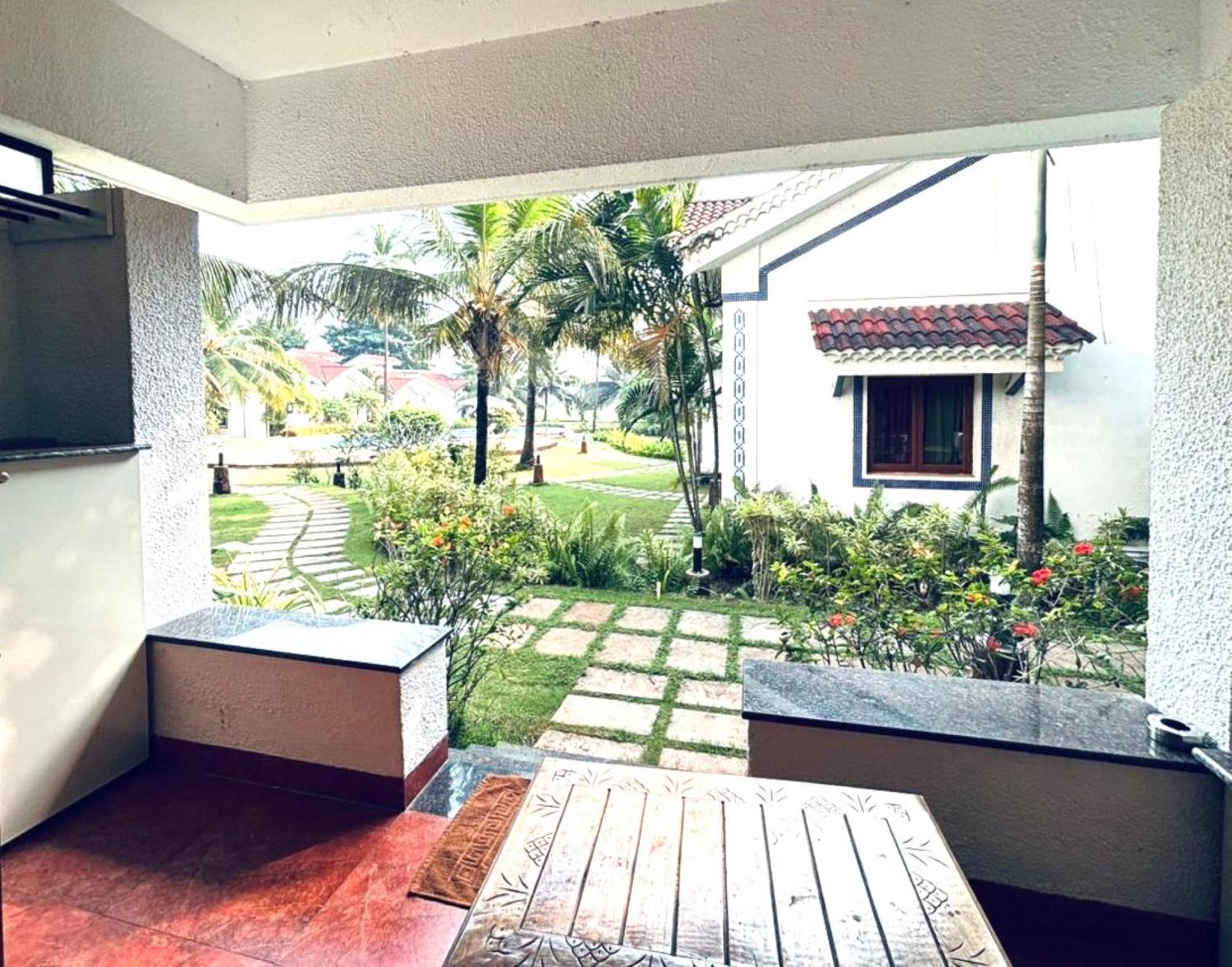 Villa Riviera Sapphire à Siolim Extérieur photo